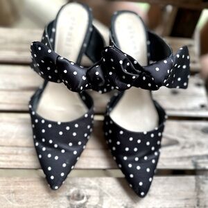 Gianni Bini Polk-a-dot heels🖤🤍